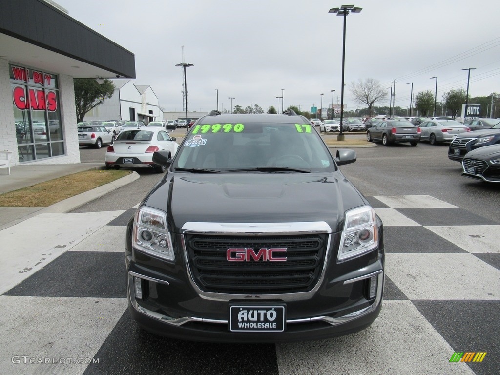 2017 Terrain SLE - Graphite Gray Metallic / Jet Black photo #2