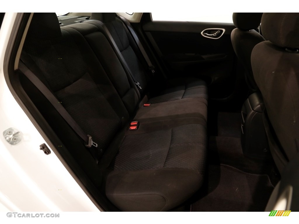2013 Sentra SR - Aspen White / Charcoal photo #19