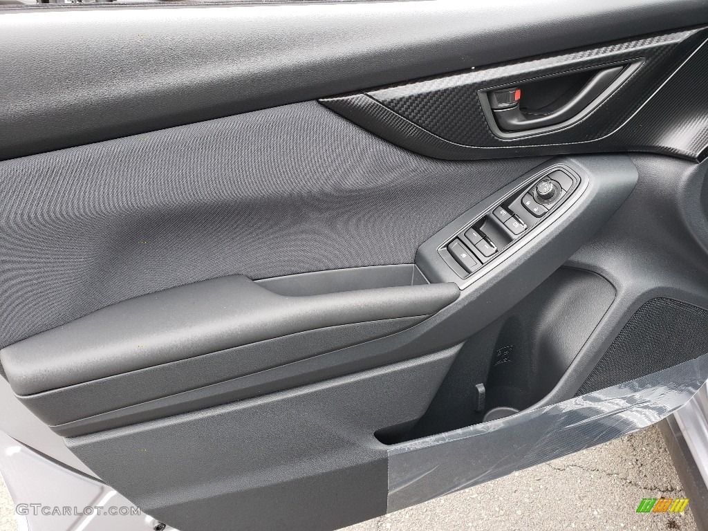 2019 Crosstrek 2.0i Premium - Ice Silver Metallic / Black photo #8