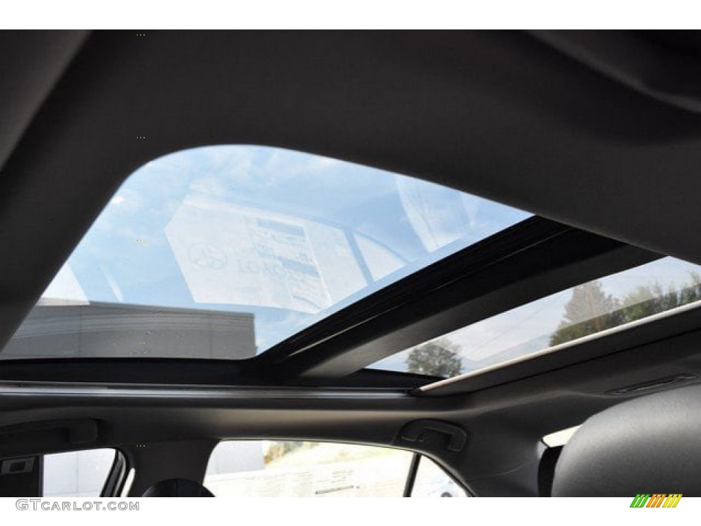 2019 Camry XSE - Celestial Silver Metallic / Black photo #9