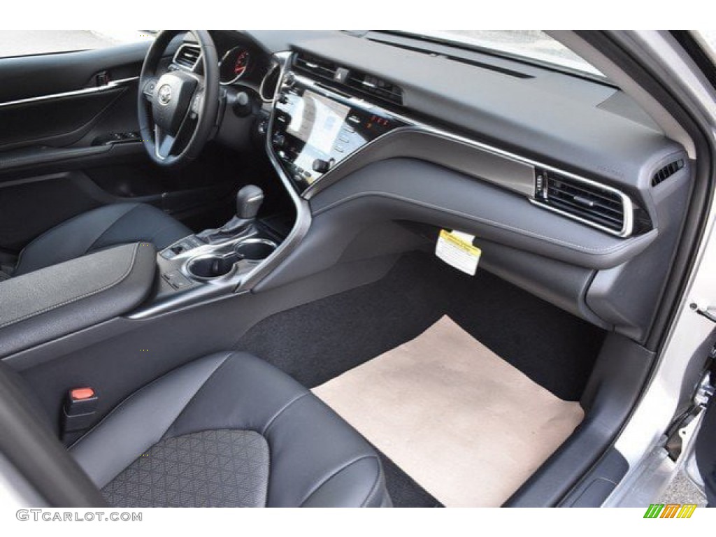 2019 Camry XSE - Celestial Silver Metallic / Black photo #11