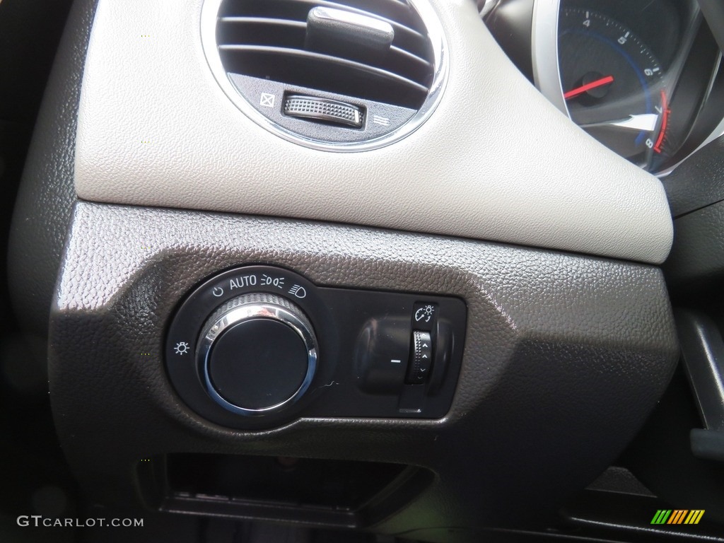 2012 Cruze LS - Gold Mist Metallic / Jet Black/Medium Titanium photo #21