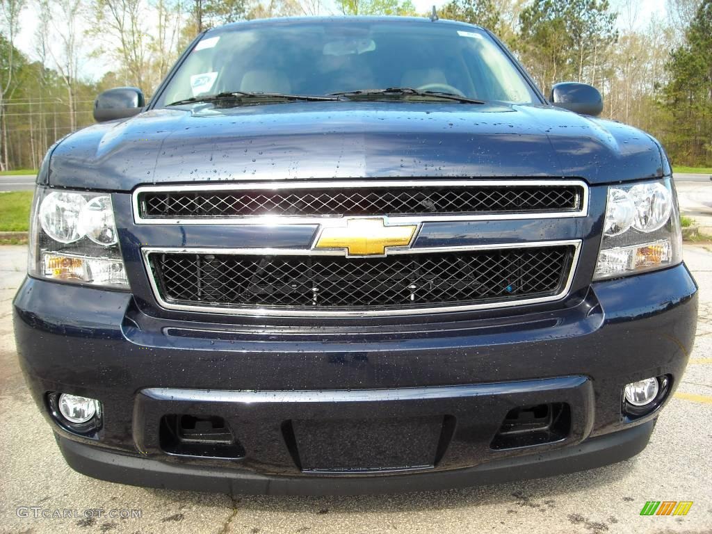 2009 Suburban LT - Dark Blue Metallic / Light Cashmere/Dark Cashmere photo #3