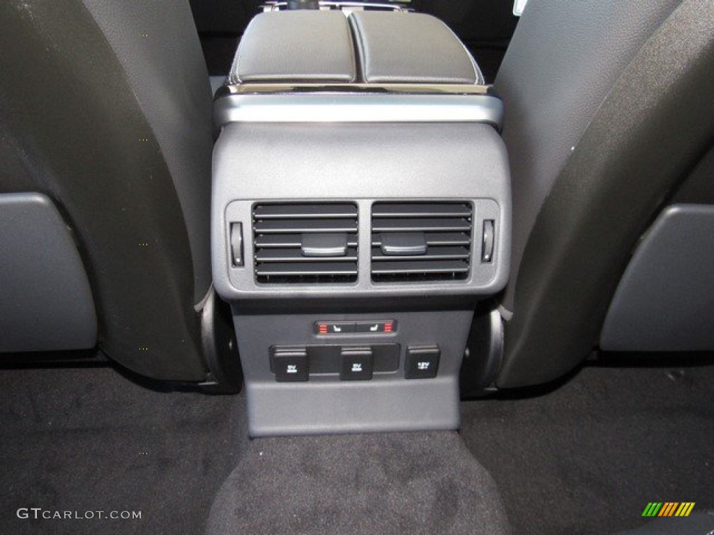 2019 Range Rover Velar R-Dynamic SE - Santorini Black Metallic / Ebony photo #16