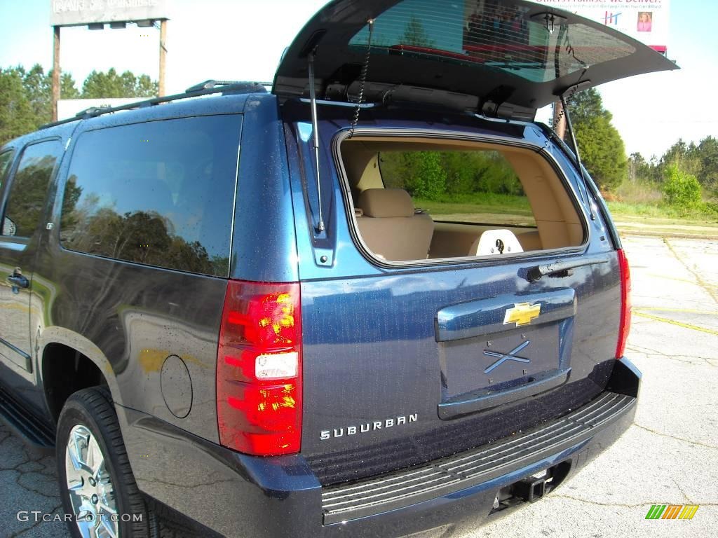 2009 Suburban LT - Dark Blue Metallic / Light Cashmere/Dark Cashmere photo #17