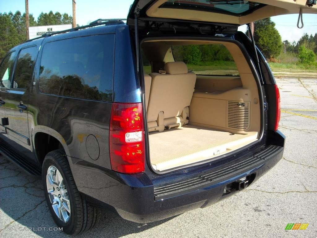 2009 Suburban LT - Dark Blue Metallic / Light Cashmere/Dark Cashmere photo #18