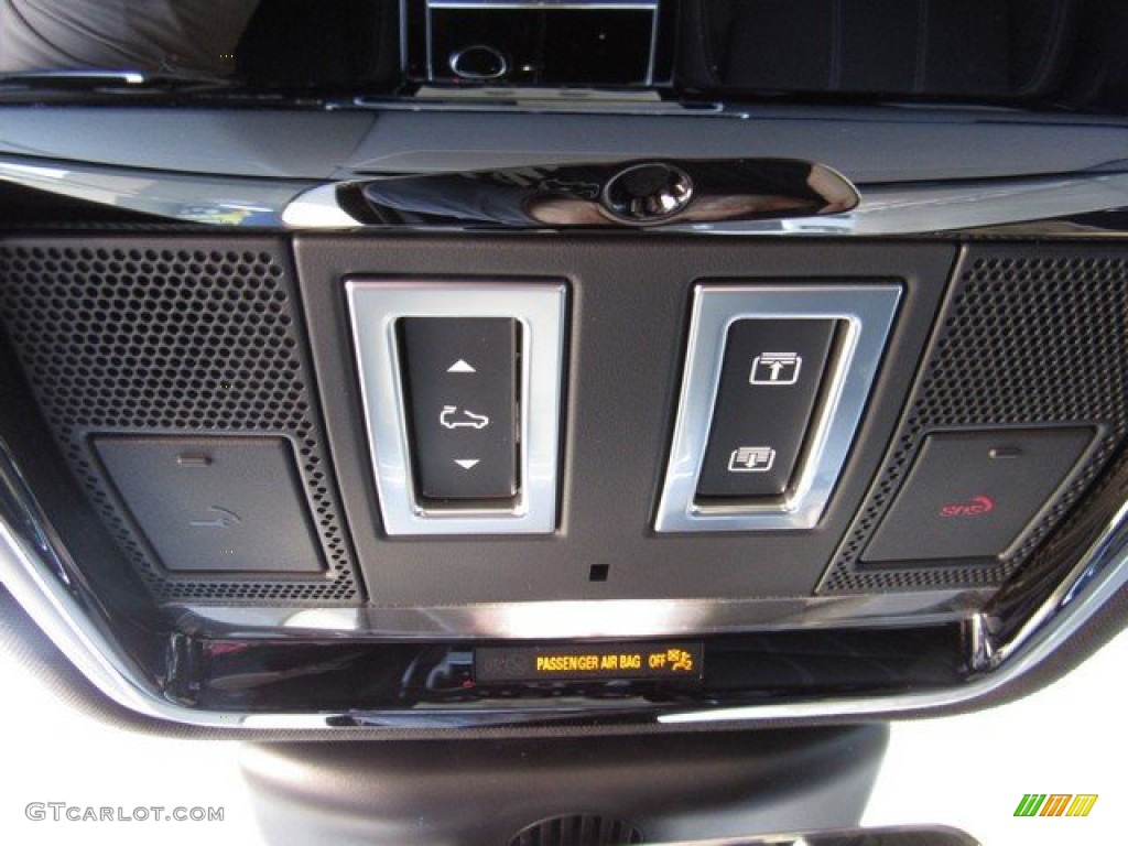 2019 Range Rover Velar R-Dynamic SE - Santorini Black Metallic / Ebony photo #36