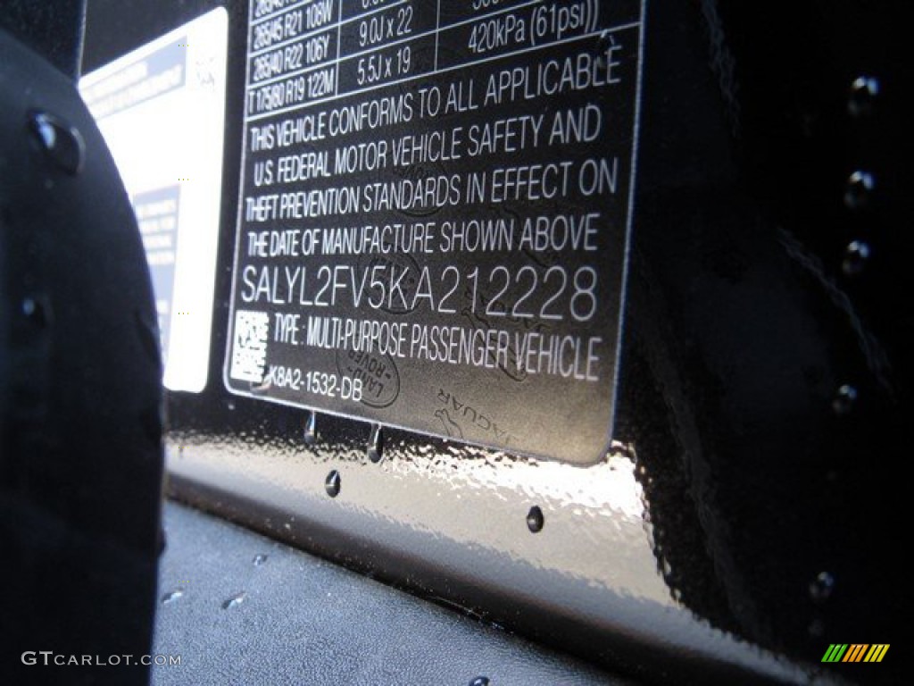 2019 Range Rover Velar R-Dynamic SE - Santorini Black Metallic / Ebony photo #38