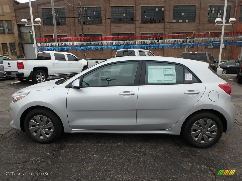 Silky Silver 2019 Kia Rio S 5 Door Exterior Photo #132048861