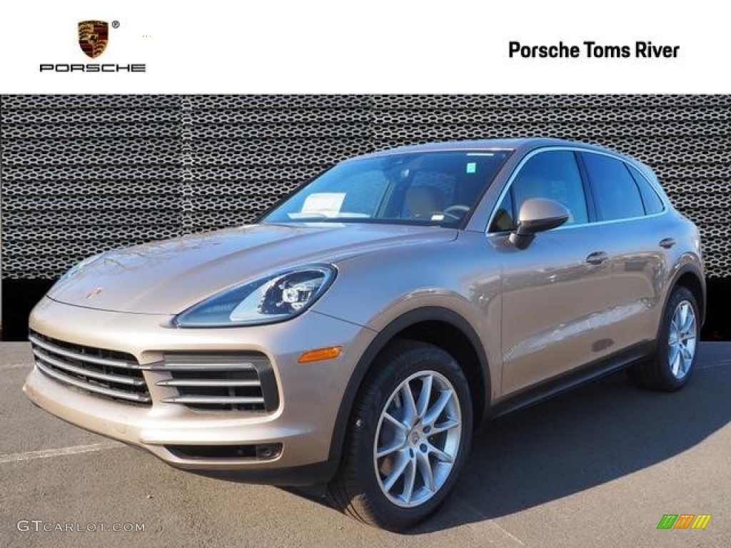2019 Cayenne  - Palladium Metallic / Black/Mojave Beige photo #3