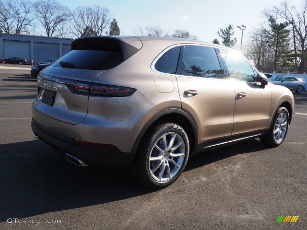 2019 Cayenne  - Palladium Metallic / Black/Mojave Beige photo #7