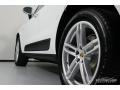 White - Macan  Photo No. 7