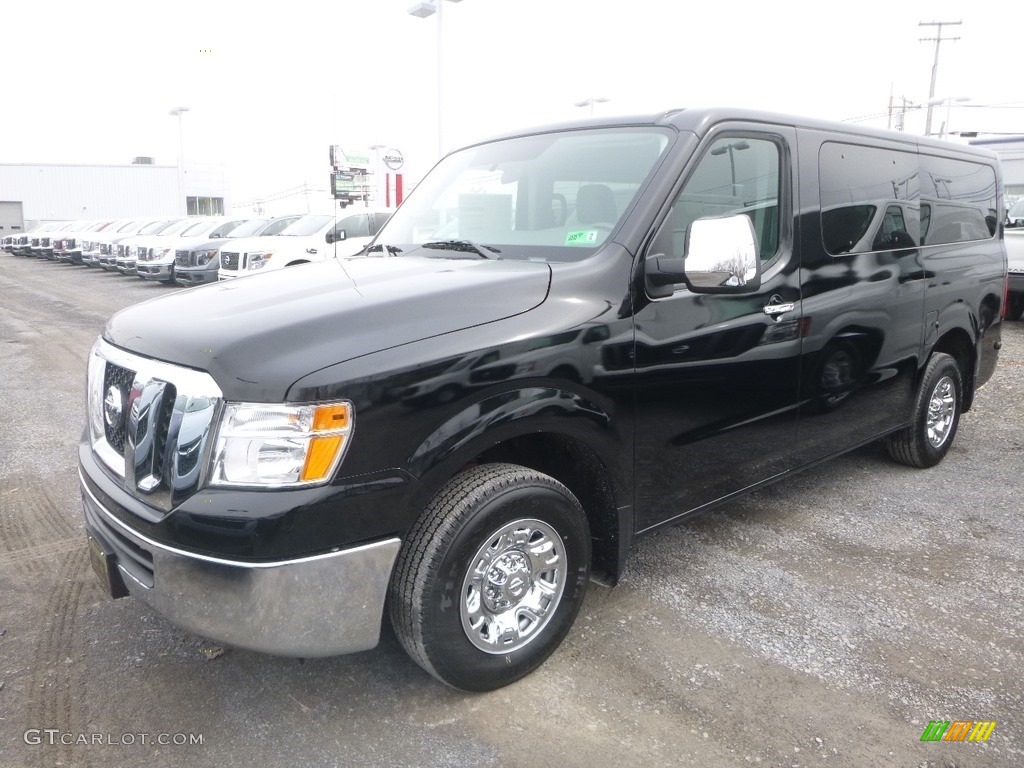2019 Nissan NV 3500 HD SV Passenger Exterior Photos
