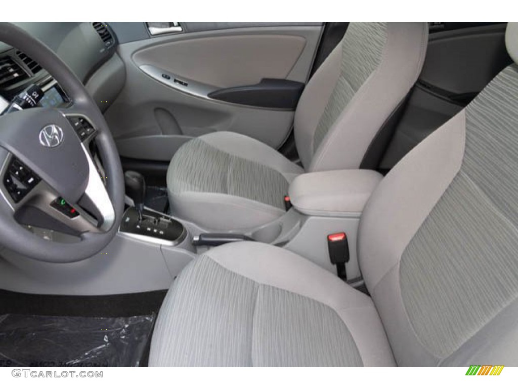 2016 Accent SE Sedan - Triathlon Gray / Gray photo #3