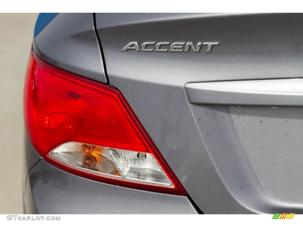 2016 Accent SE Sedan - Triathlon Gray / Gray photo #10