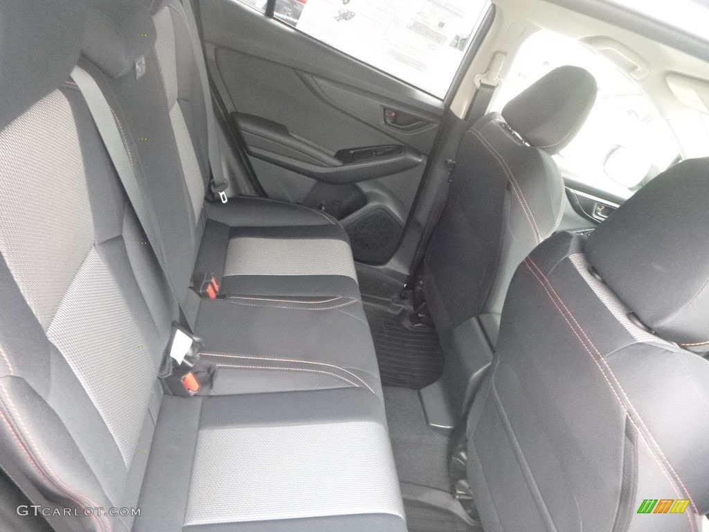 2019 Crosstrek 2.0i Premium - Ice Silver Metallic / Black photo #12