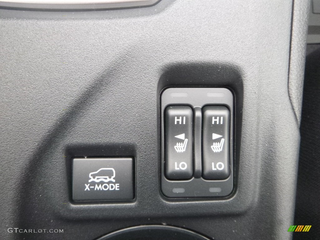 2019 Crosstrek 2.0i Premium - Ice Silver Metallic / Black photo #16
