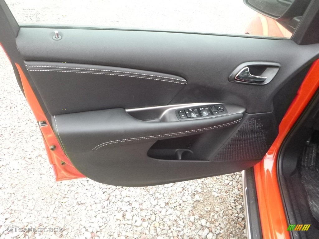2019 Dodge Journey Crossroad AWD Black Door Panel Photo #132061668