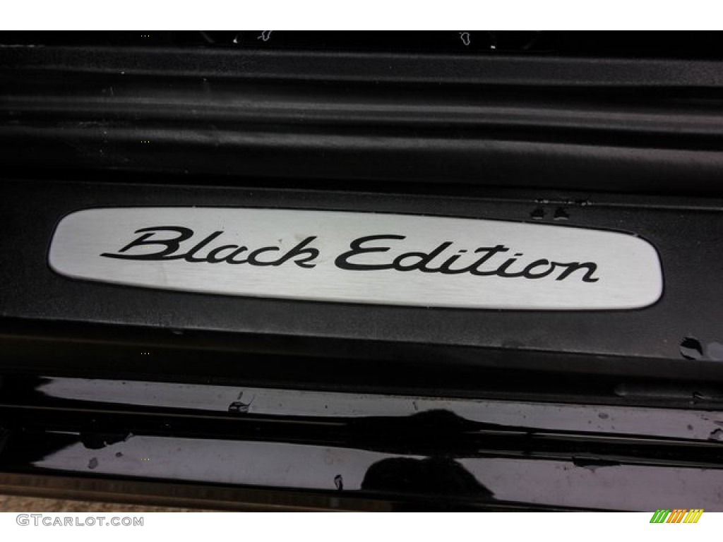 2016 Porsche Cayman Black Edition Marks and Logos Photos