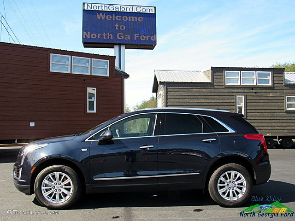 2017 XT5 FWD - Dark Adriatic Blue Metallic / Sahara Beige photo #2