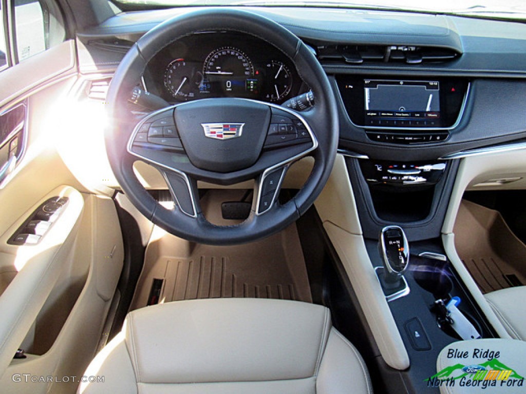 2017 XT5 FWD - Dark Adriatic Blue Metallic / Sahara Beige photo #14