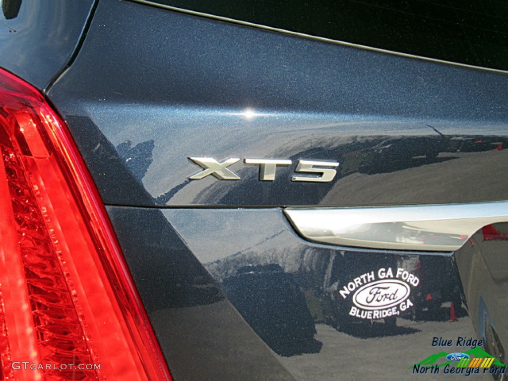 2017 XT5 FWD - Dark Adriatic Blue Metallic / Sahara Beige photo #32