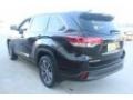 2019 Midnight Black Metallic Toyota Highlander XLE AWD  photo #6