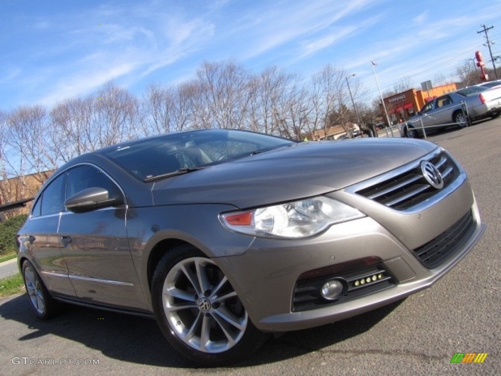 2010 CC Luxury - Light Brown Metallic / Cornsilk Beige Two Tone photo #2