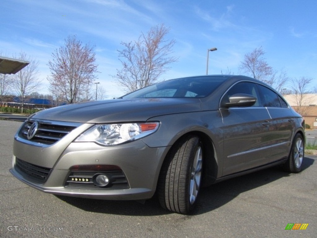 2010 CC Luxury - Light Brown Metallic / Cornsilk Beige Two Tone photo #6