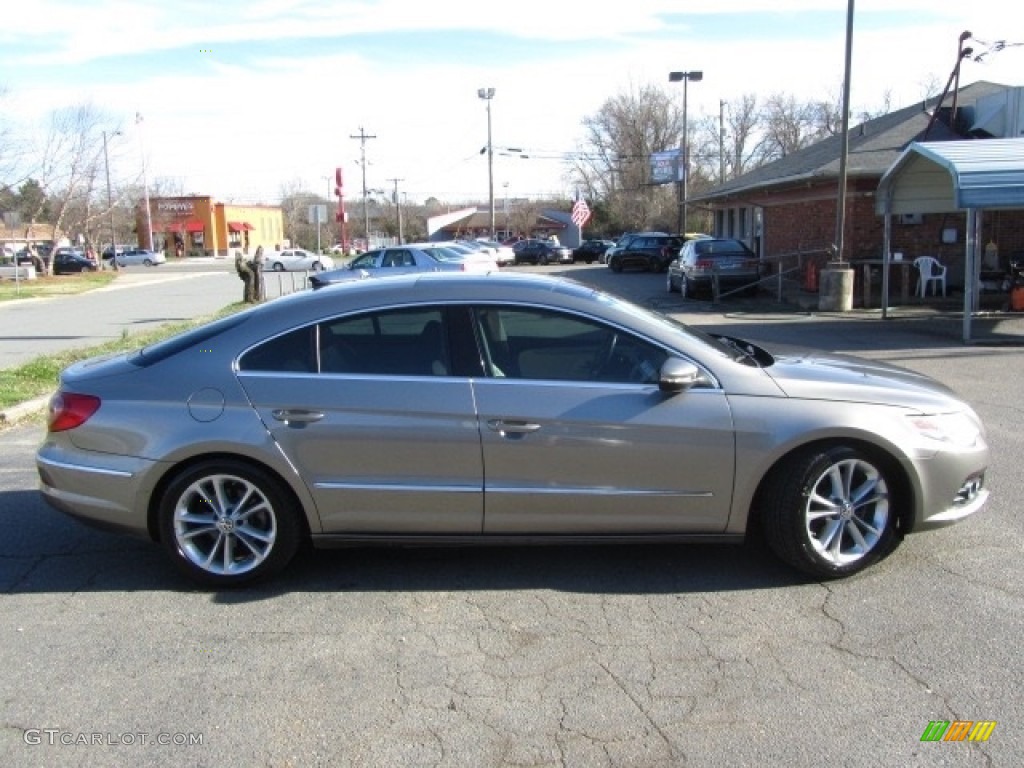 2010 CC Luxury - Light Brown Metallic / Cornsilk Beige Two Tone photo #11