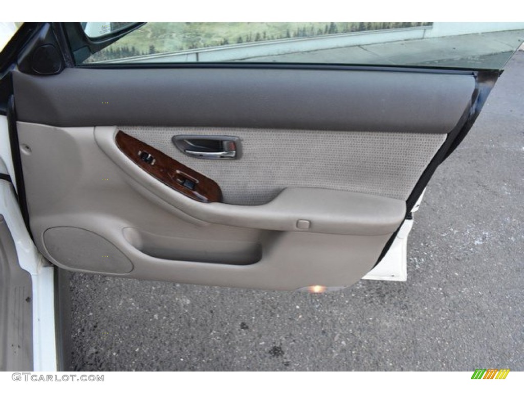 2003 Outback Wagon - White Frost Pearl / Gray photo #25