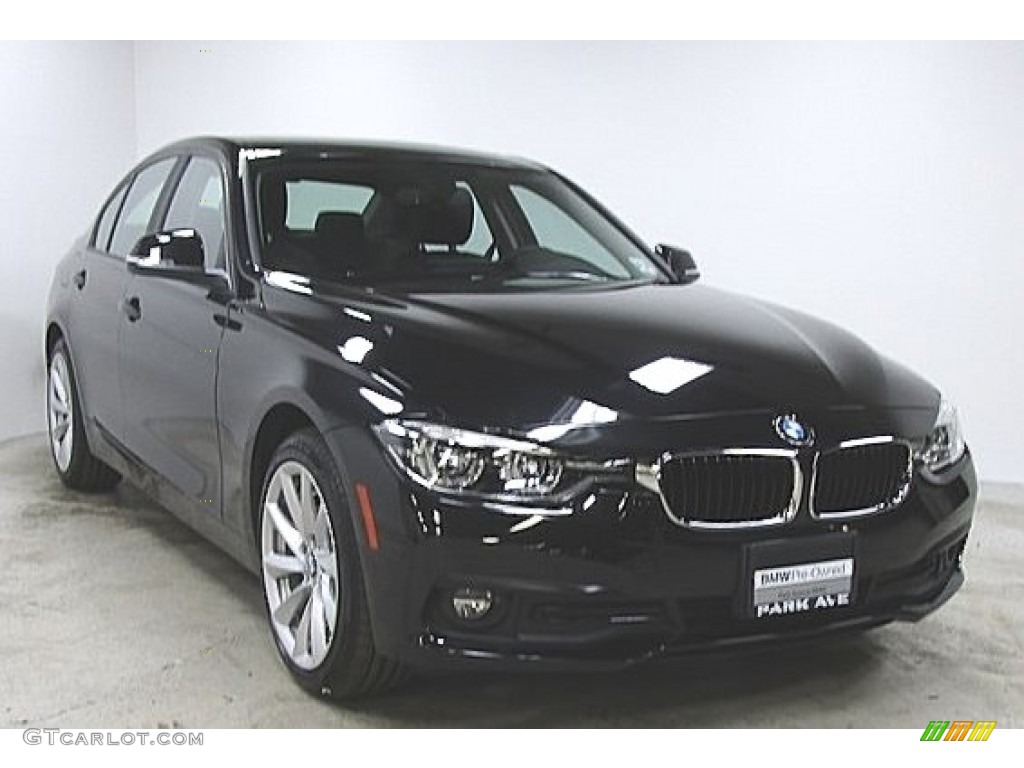 2018 3 Series 320i xDrive Sedan - Black Sapphire Metallic / Black photo #3