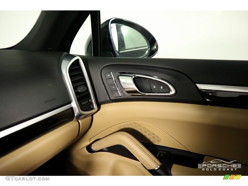 2016 Cayenne S - Moonlight Blue Metallic / Black/Luxor Beige photo #18