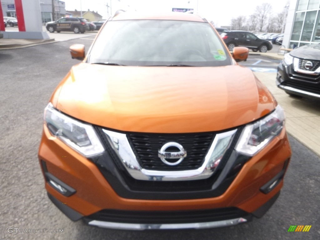 2017 Rogue SV AWD - Monarch Orange / Charcoal photo #8