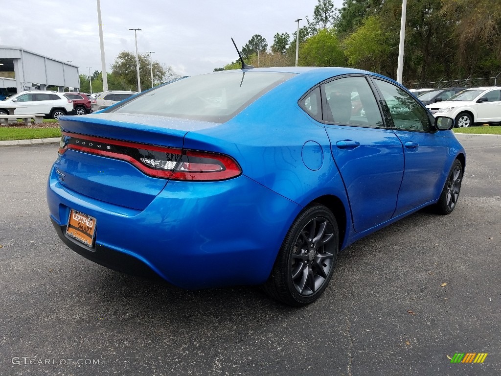 2016 Dart SE - Laser Blue Pearl / Black photo #5