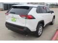 Super White - RAV4 XLE Photo No. 8