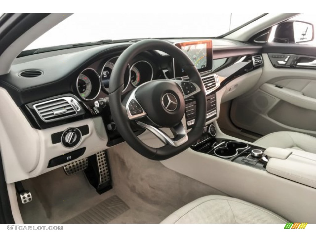 2018 Mercedes-Benz CLS 550 4Matic Coupe Dashboard Photos