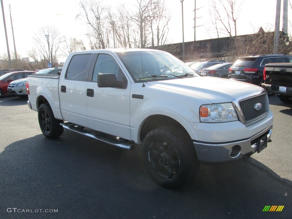 2007 F150 Lariat SuperCrew 4x4 - White Sand Tri-Coat / Tan photo #4