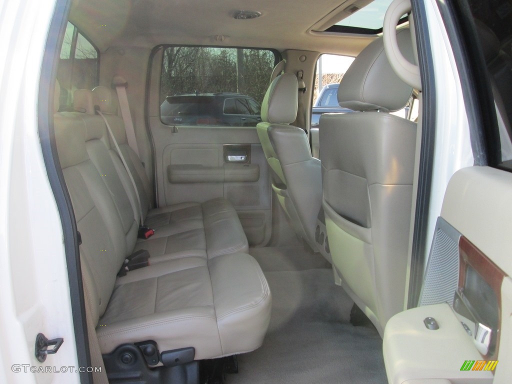 2007 F150 Lariat SuperCrew 4x4 - White Sand Tri-Coat / Tan photo #19