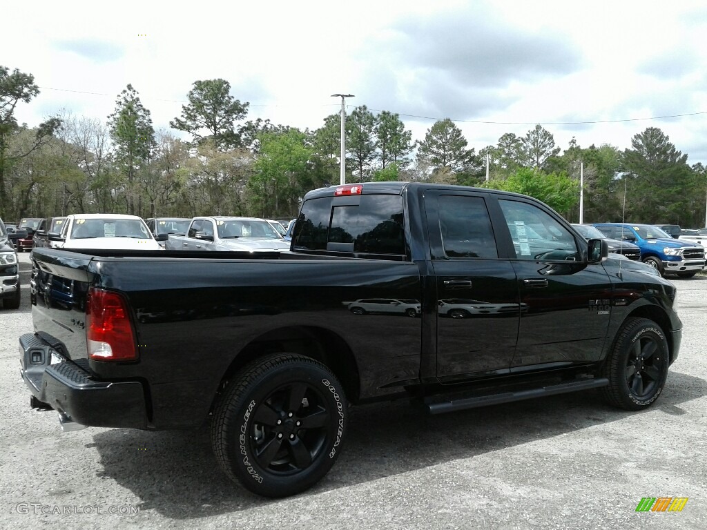 2019 1500 Classic Big Horn Quad Cab 4x4 - Diamond Black Crystal Pearl / Black/Diesel Gray photo #5