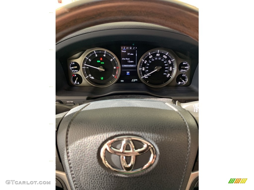 2019 Land Cruiser 4WD - Blizzard White Pearl / Terra photo #34