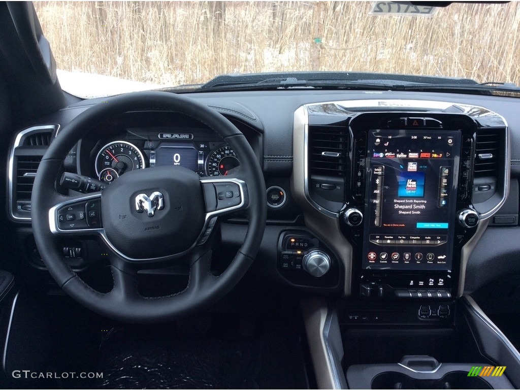 2019 1500 Laramie Crew Cab 4x4 - Diamond Black Crystal Pearl / Black photo #12