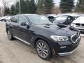 Front 3/4 View of 2019 X4 xDrive30i