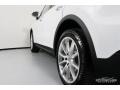 White - Cayenne  Photo No. 5