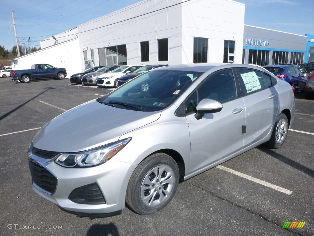 2019 Cruze LS - Silver Ice Metallic / Jet Black/­Galvanized photo #1