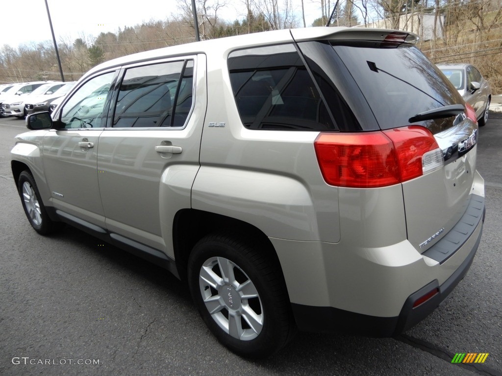 2013 Terrain SLE AWD - Champagne Silver Metallic / Jet Black photo #6