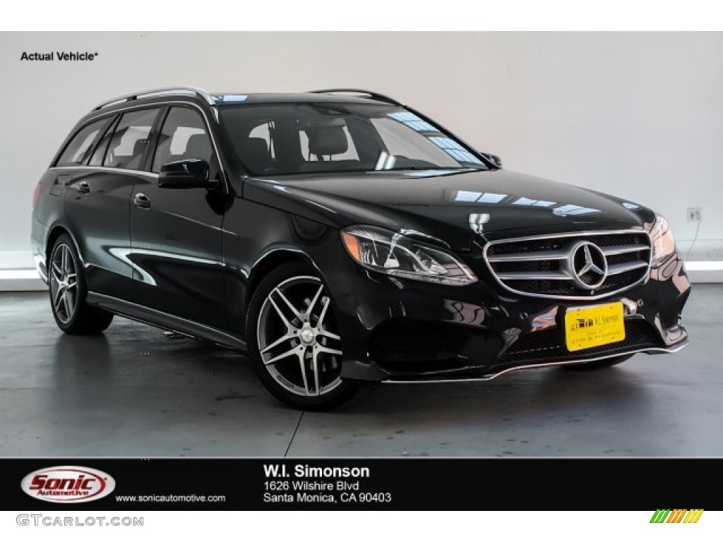 2016 E 350 4Matic Wagon - Black / Black photo #1