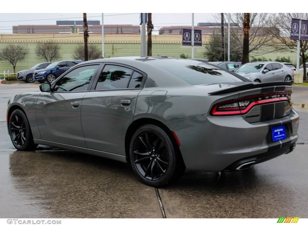 2017 Charger SE - Destroyer Grey / Black photo #5