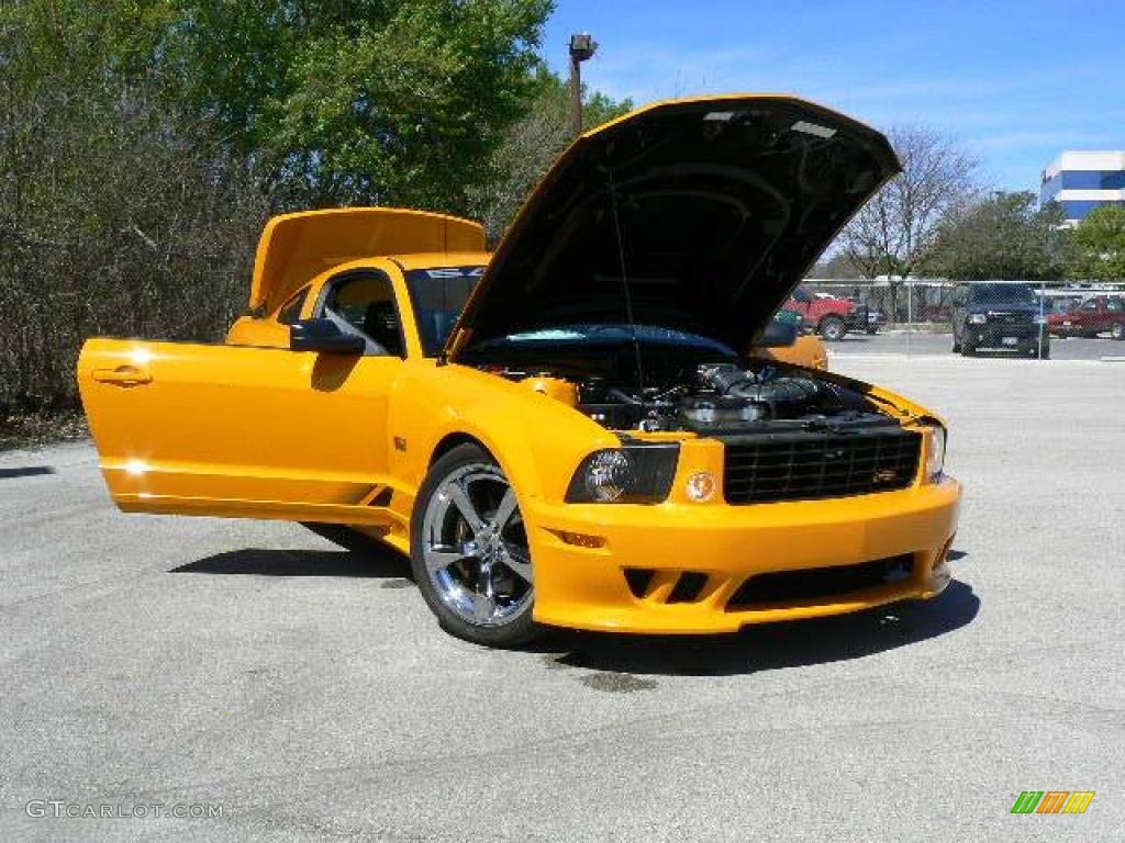 2007 Mustang Saleen S281 Supercharged Coupe - Grabber Orange / Black Leather photo #3