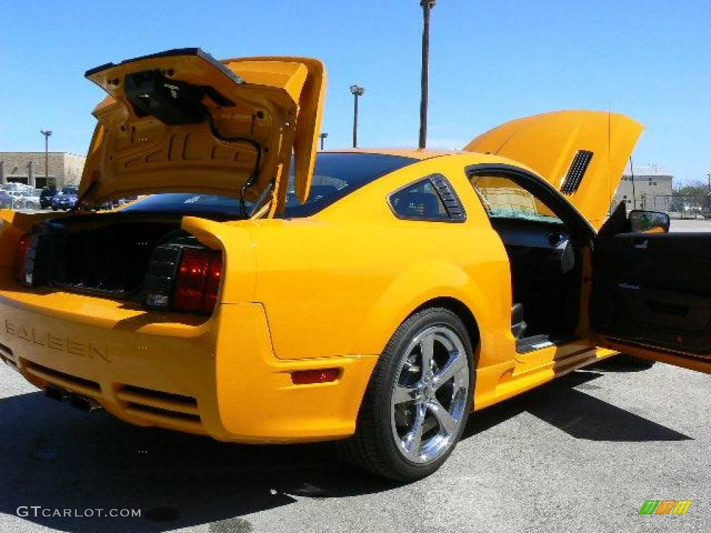 2007 Mustang Saleen S281 Supercharged Coupe - Grabber Orange / Black Leather photo #5